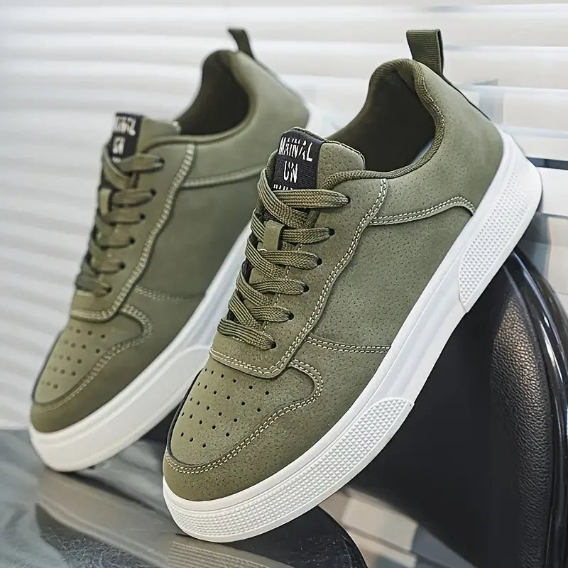 1 pair Sports Casual Skateboarding Shoes Comfortable and Fashionable, with a snug upper that fits the foot and a slip-resistant, - STAND OUT FLEXSARAH