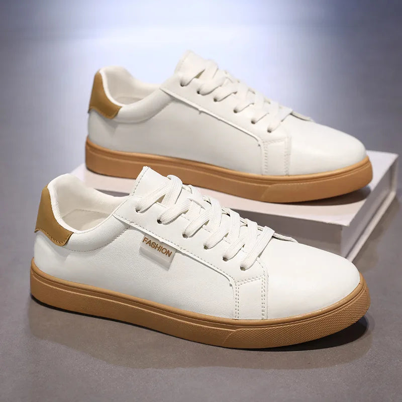 Skateboarding Shoes Men Flat Comfortable Leather Casual Vulcanized Shoes Trendy Classic Breathable Cheap Sneakers Man Plus Size