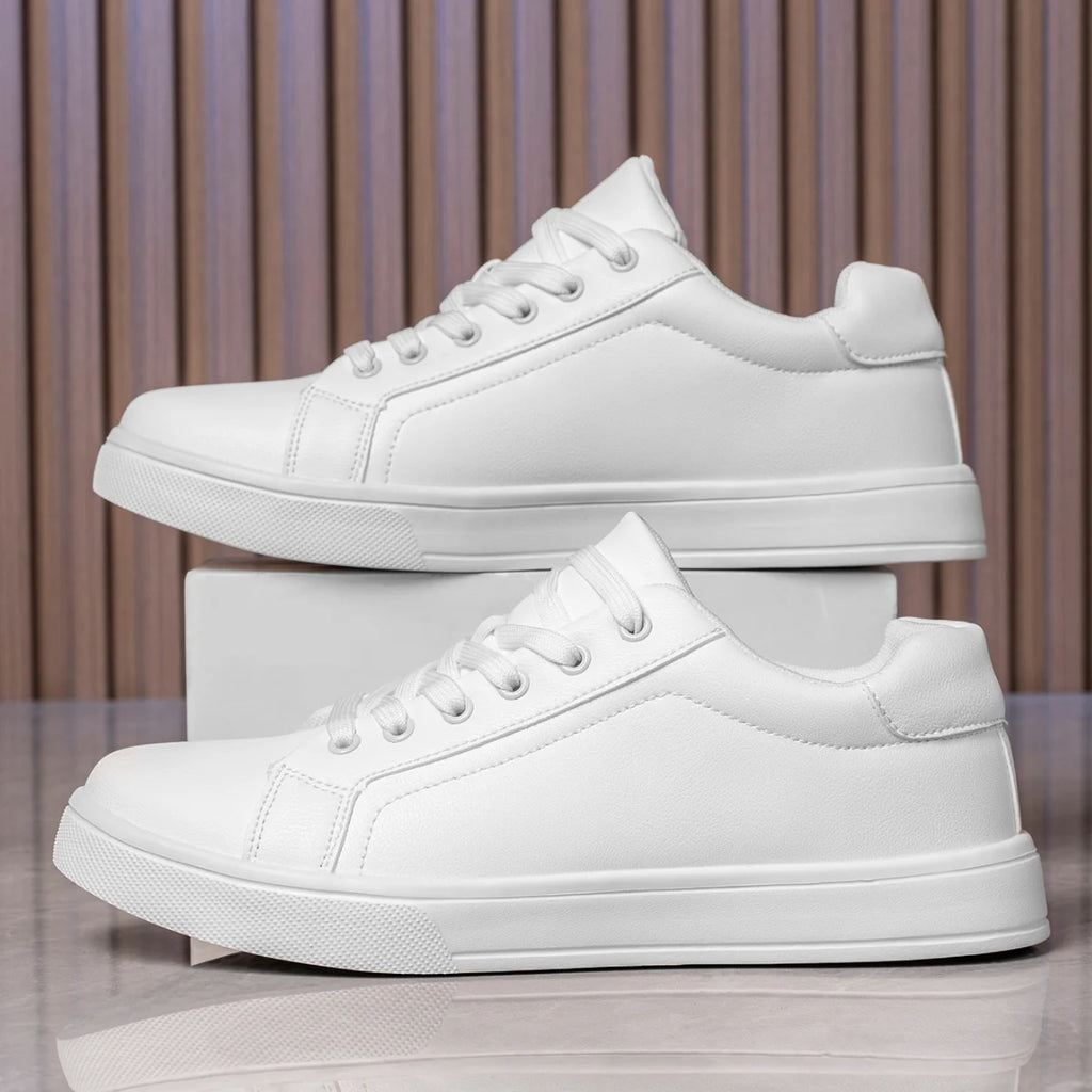 Men Shoes Comfortable Casual Skateboard Shoes Men White Black Solid Leisure Sneakers Lightweight Walking Shoes Tenis Masculino