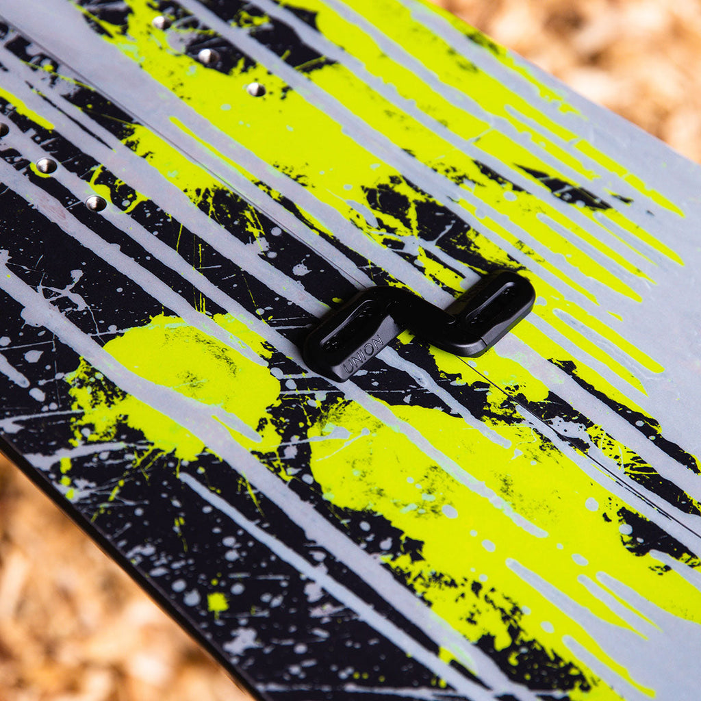 Slash by GiGi -  Vertical Split Snowboard - ApARTment