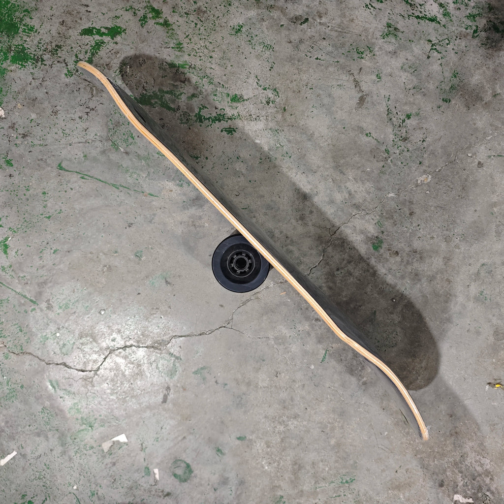 Whole kit YOW land surf skateboard black grids model 32inch has double curvy sides pro good quality