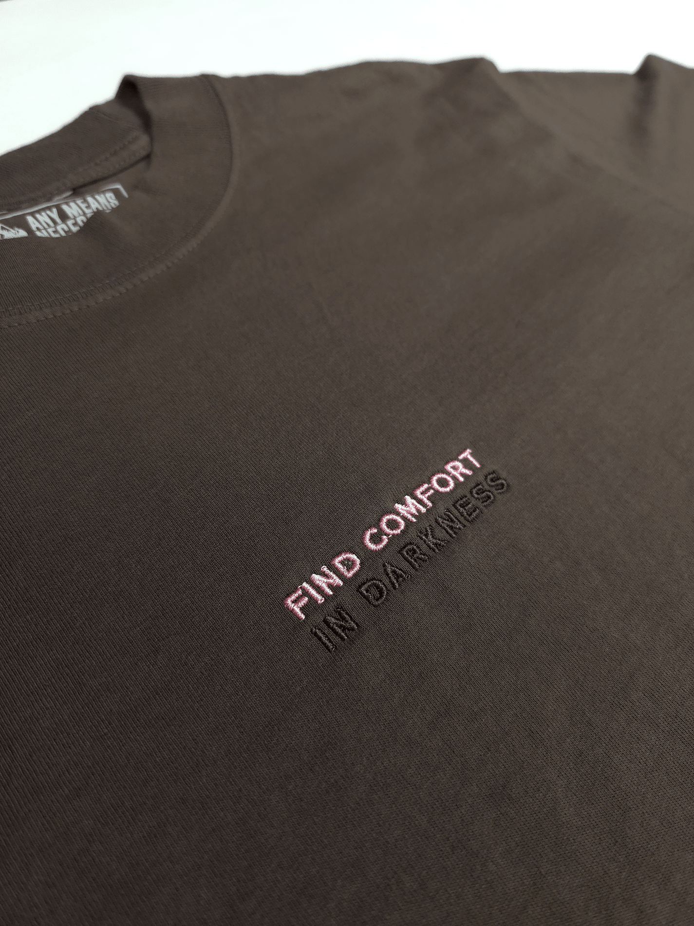 Find Comfort T-Shirt Mocha - STAND OUT FLEXSARAH