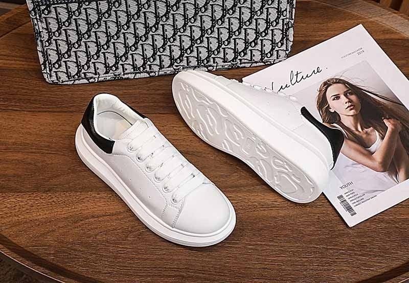 Genuine Leather Women Platform Sneakers Autumn Fashion Sports Little White Shoes Platform Flats Casual Lace Up Woman Comfort Walking Sneakers - STAND OUT FLEXSARAH
