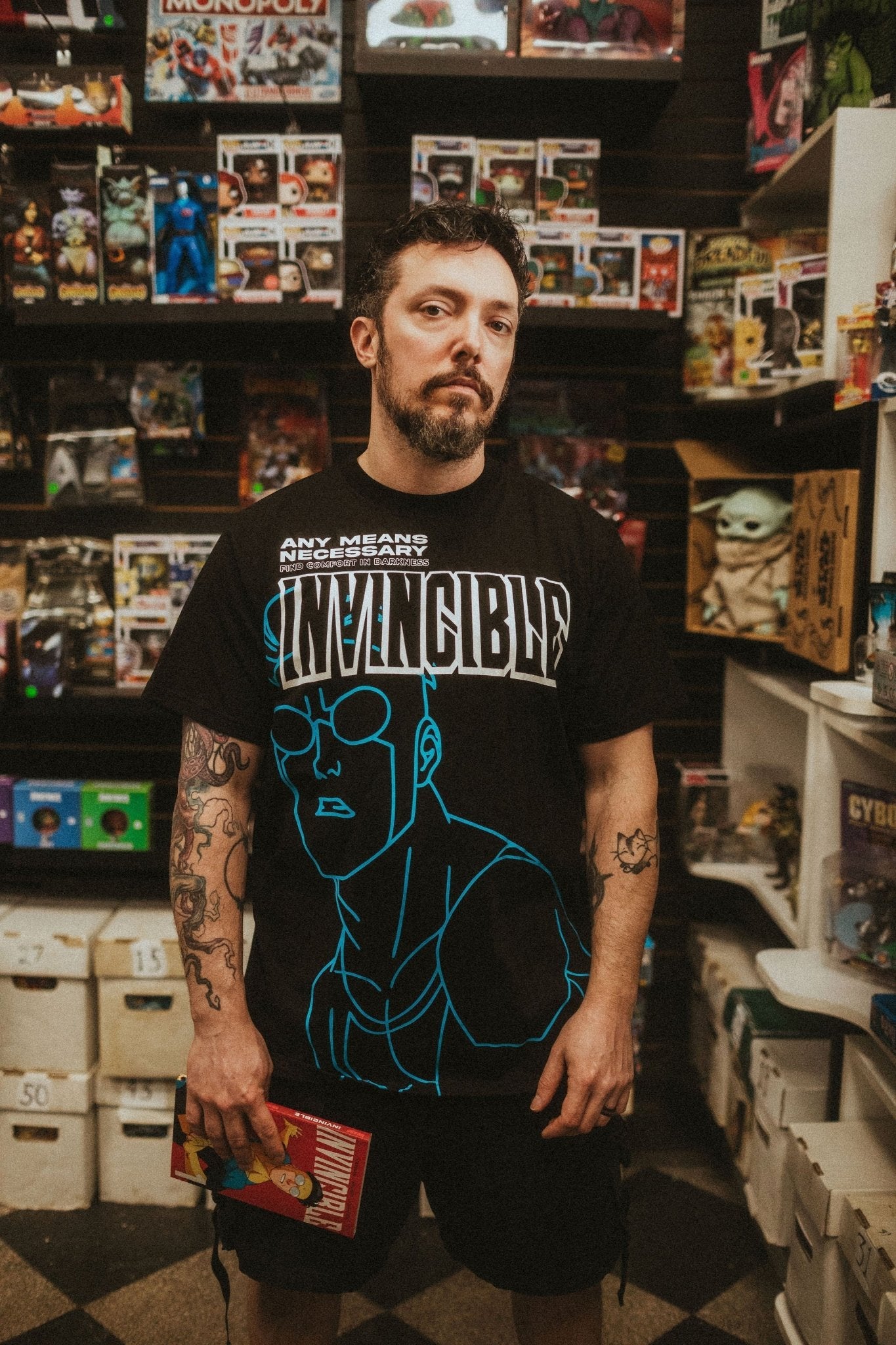 Invincible Line Art Series T-Shirt - STAND OUT FLEXSARAH