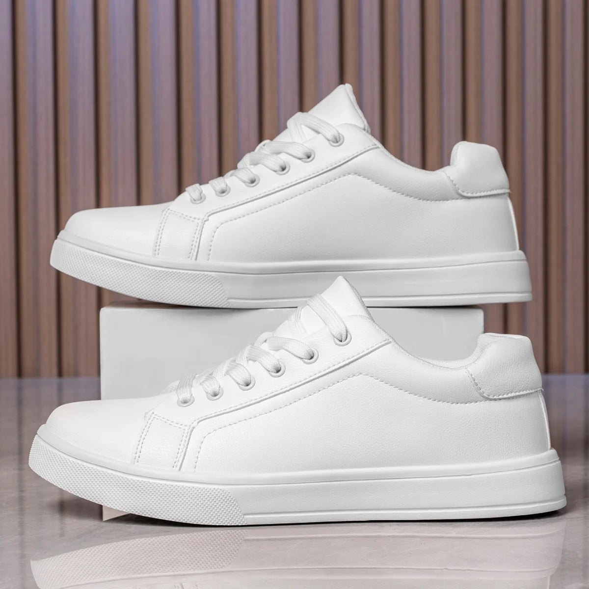 Men Shoes Comfortable Casual Skateboard Shoes Men White Black Solid Leisure Sneakers Lightweight Walking Shoes Tenis Masculino - STAND OUT FLEXSARAH