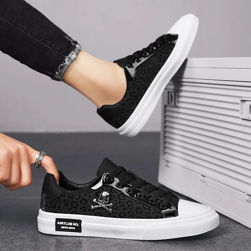 men's shoes Casual Versatile Flats Skateboard Shoes Breathable Lightweight Fashion Trend Sneakers - STAND OUT FLEXSARAH
