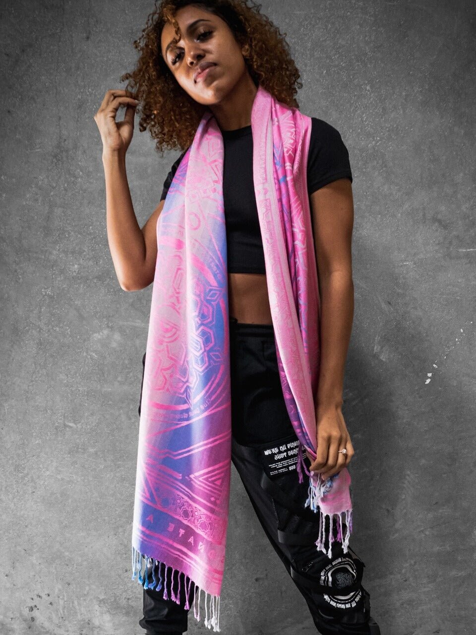 PINK AMETHYST DHARMA ✦ Festival Shawl - STAND OUT FLEXSARAH