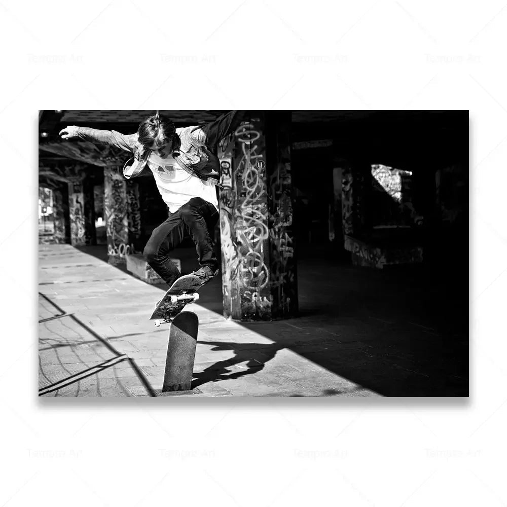 Skateboarding Extreme Sports Posters Prints Black White Photo Canvas Painting Wall Art Pictures Room Decor Skateboard Lover Gift - STAND OUT FLEXSARAH