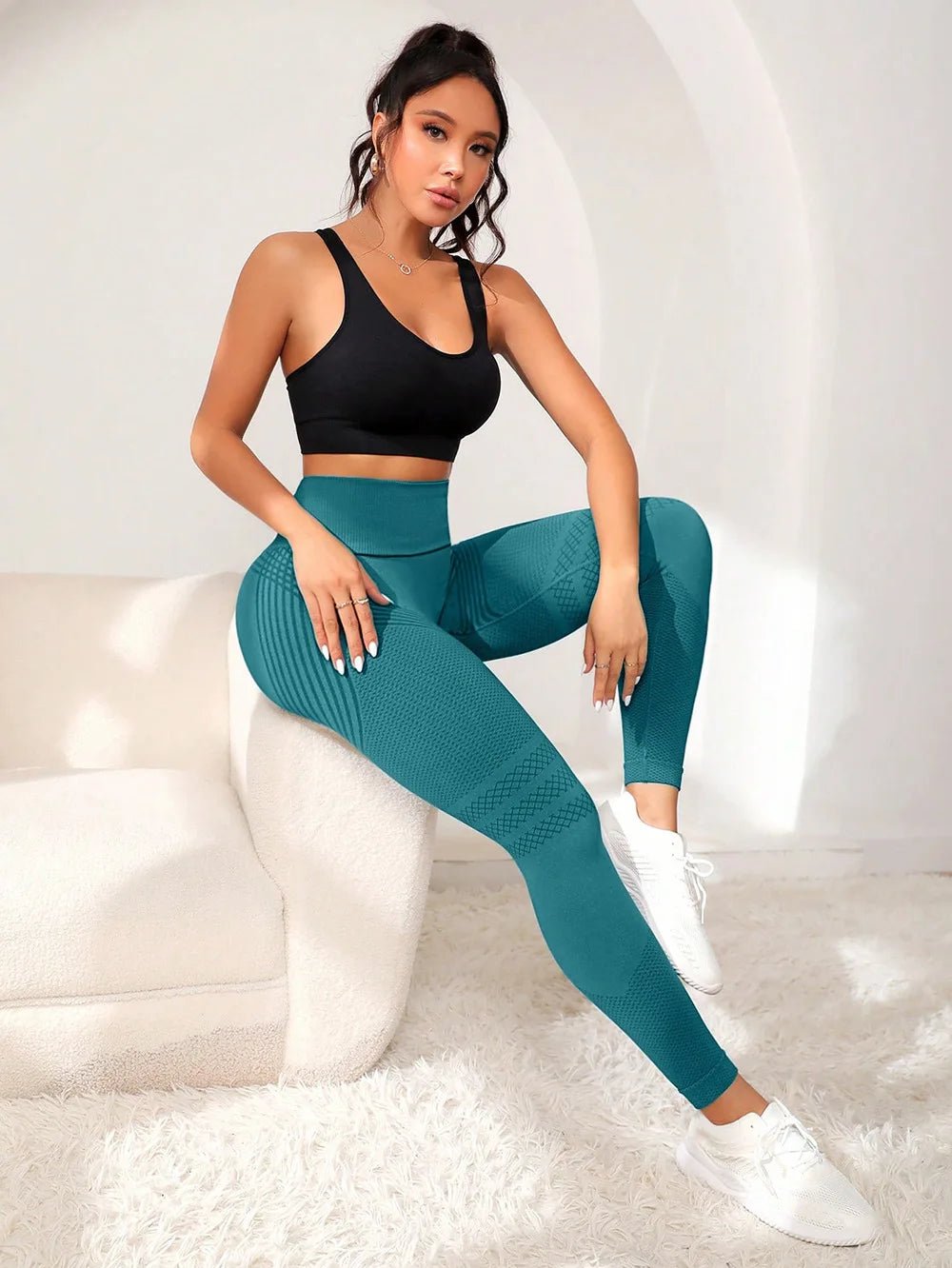 Sports Pants With Sexy Lines Lifting Buttocks Sports Tight Pants Women's High Waisted Elastic Fitness Pants Running Yoga Pants - STAND OUT FLEXSARAH