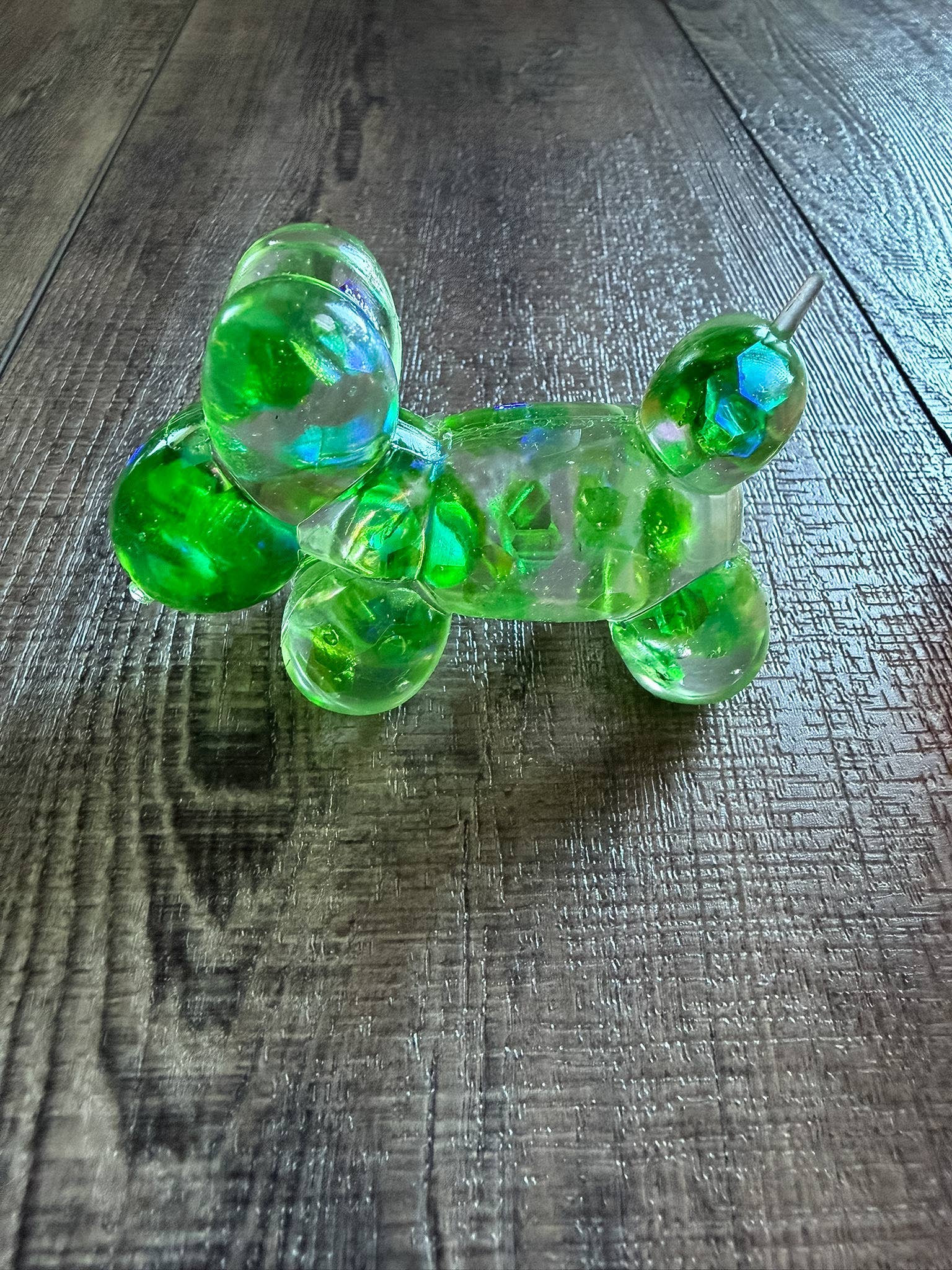 SQUISHY MALTOSE GLITTER BALLOON DOG STRESS TOY - STAND OUT FLEXSARAH