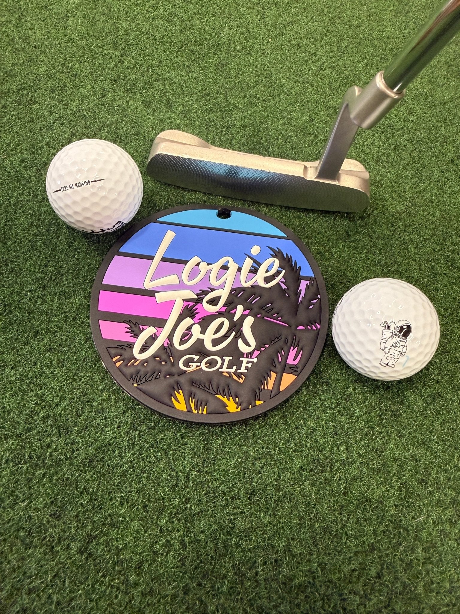 Sunset Palms Golf Putting Disk | Indoor Practice Marker | Portable Golf Training Aid - STAND OUT FLEXSARAH