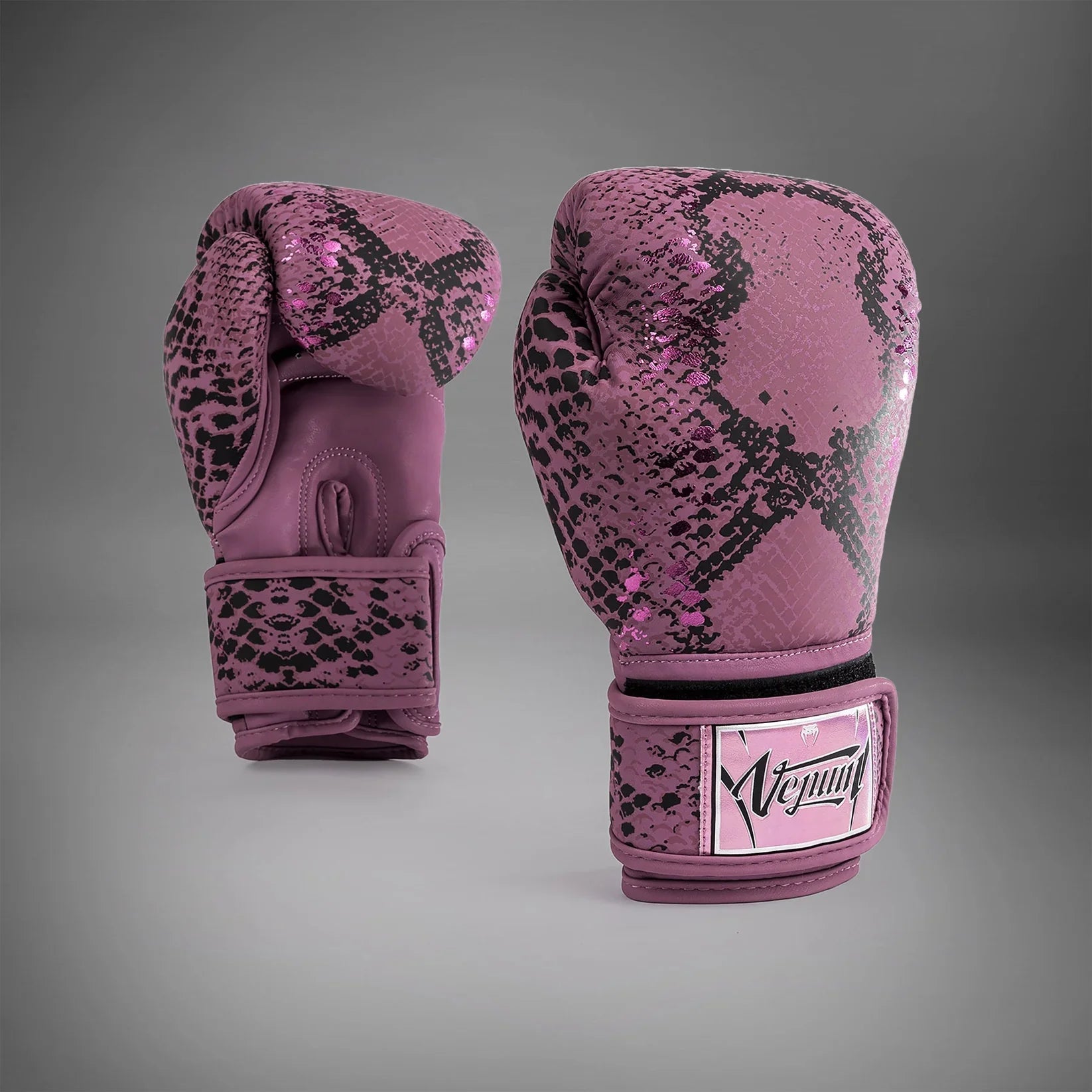 Venum Amazonia Boxing Gloves - STAND OUT FLEXSARAH