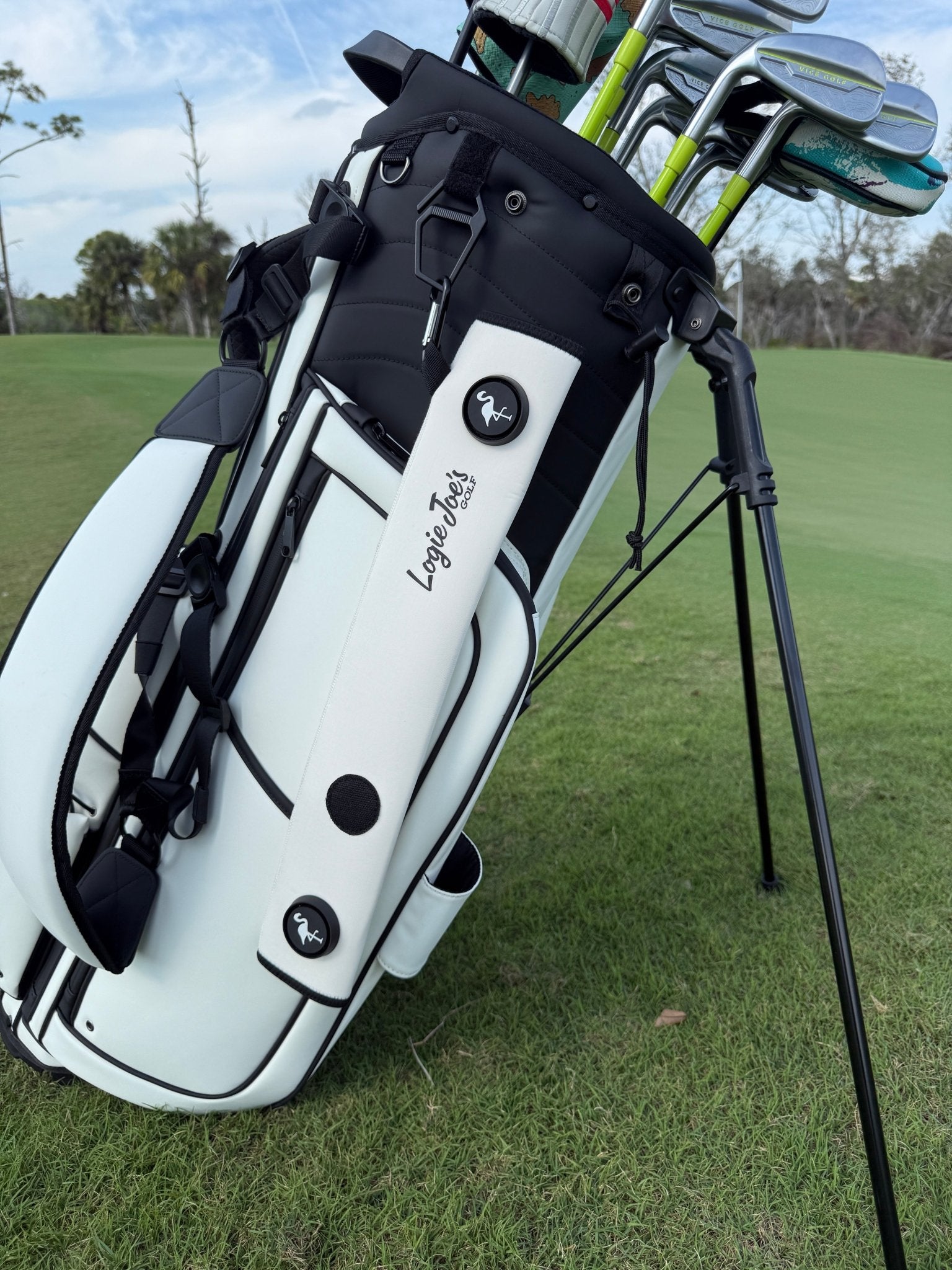 White Magnetic Golf Cart Strap Sleeve | Neoprene Rubber | Dual Accessory Magnets | Glove Holder | Carabiner Bag Attachment | 18.5 x 3.5 in | White - STAND OUT FLEXSARAH