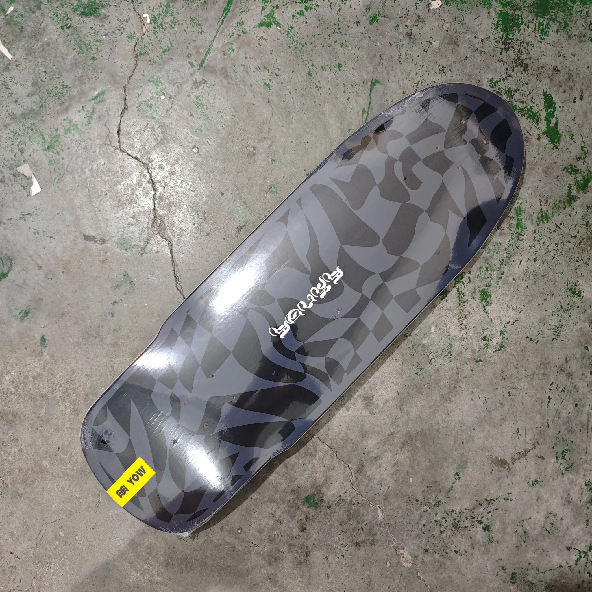 Whole kit YOW land surf skateboard black grids model 32inch has double curvy sides pro good quality - STAND OUT FLEXSARAH