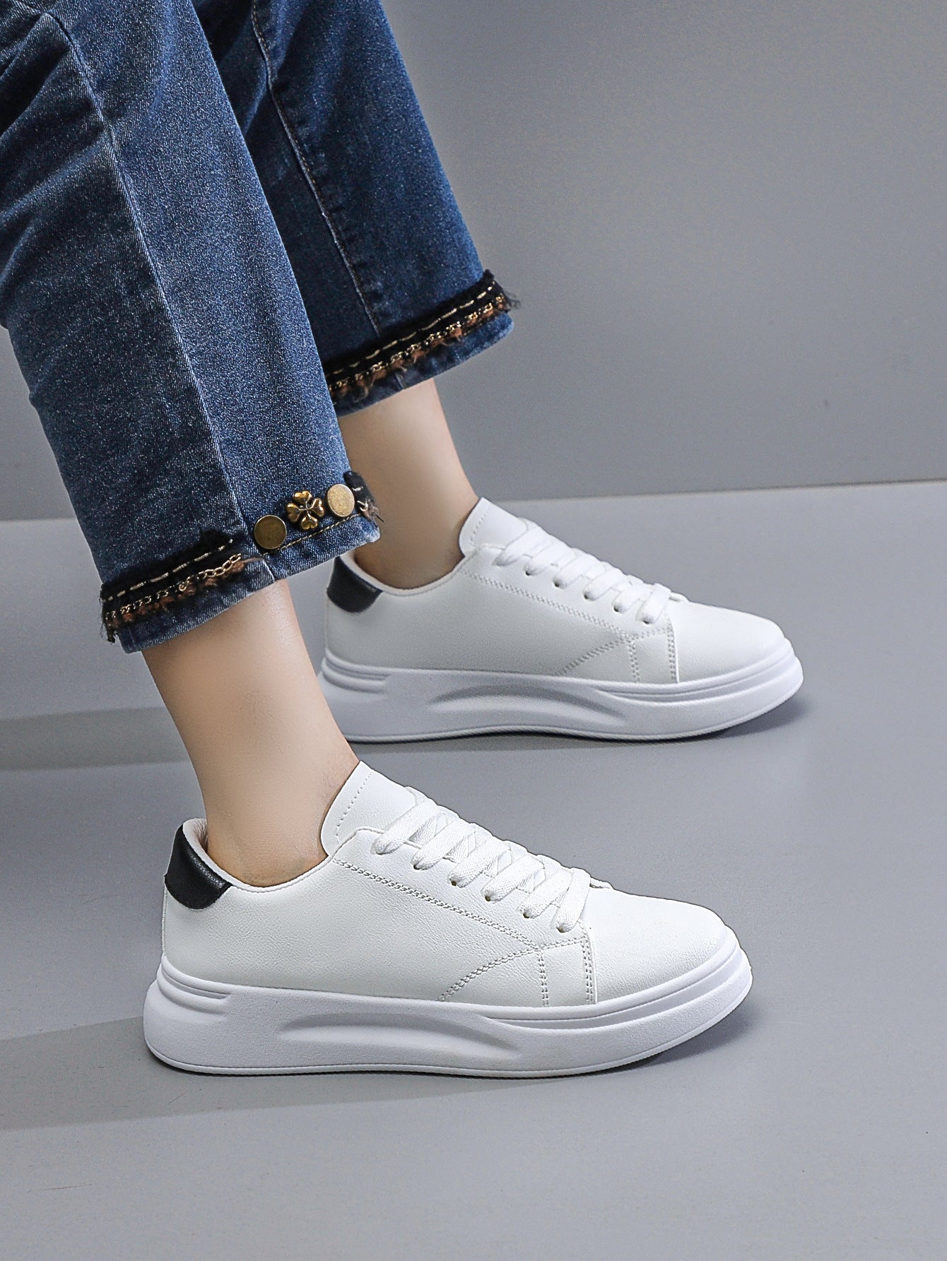 Women's Platform Sports Casual Sneakers - Lace-Up Athletic Fashion Shoes - STAND OUT FLEXSARAH