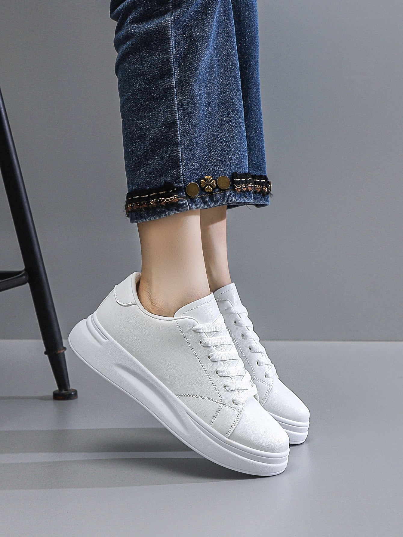 Women's Platform Sports Casual Sneakers - Lace-Up Athletic Fashion Shoes - STAND OUT FLEXSARAH