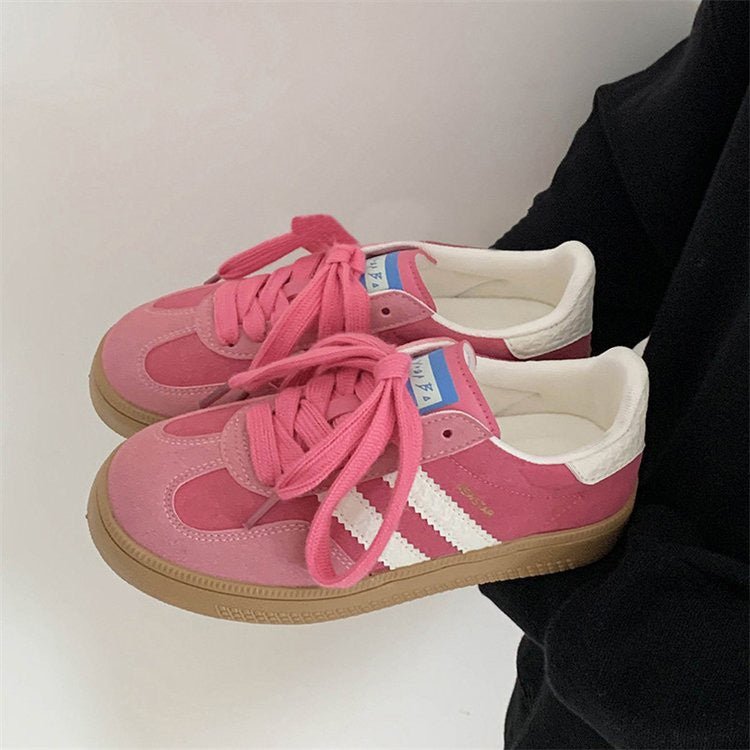 Women's Retro White Sneakers - Casual Sports Shoes with Thick Sole - STAND OUT FLEXSARAH