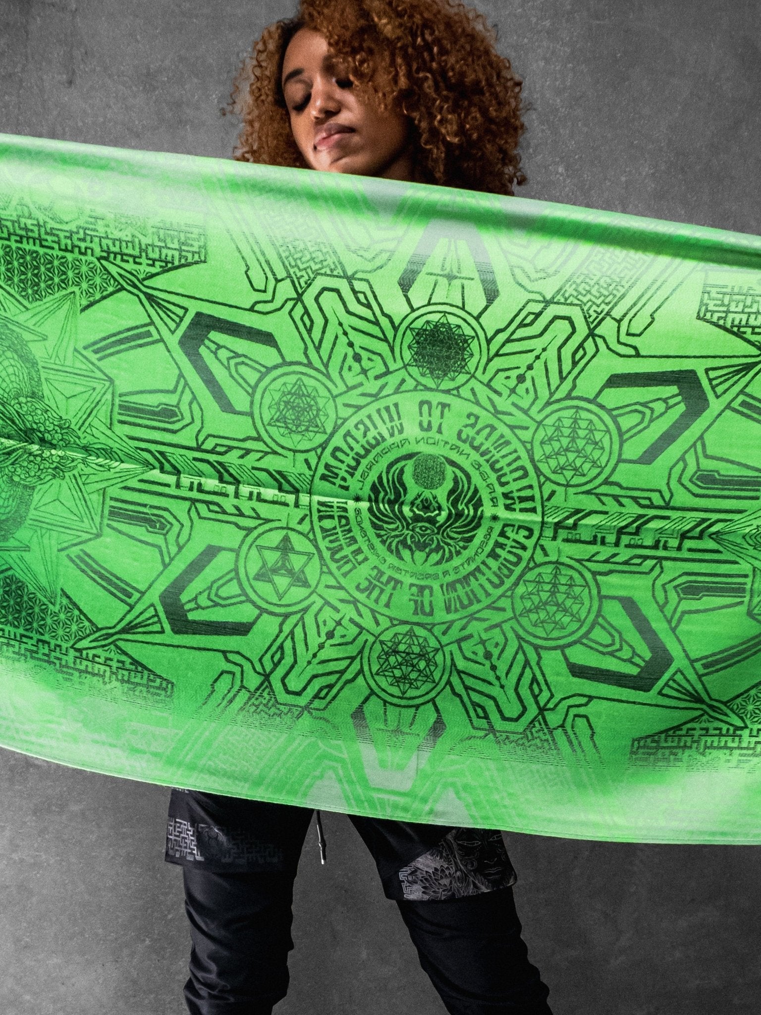 WOUNDS TO WISDOM ✦ UV Gradient Festival Shawl - STAND OUT FLEXSARAH